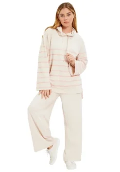 June + Vie By Roaman's Women’s Plus Size Bell-Sleeve French Terry Sweatshirt 8 June + Vie By Roaman's Women’s Plus Size Bell-Sleeve French Terry Sweatshirt -Avenue Clothing Shop GUEST 0b3cb6b3 bb4c 464e 973c 453a14b30713