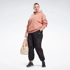 Reebok Studio Recycled Oversize Hoodie (Plus Size) Womens
