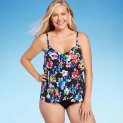 Women's UPF 50 V-Neck Angled Tiered Tankini Top - Aqua Green® 19 Women's UPF 50 V-Neck Angled Tiered Tankini Top - Aqua Green® -Avenue Clothing Shop GUEST 3ba95a79 a062 49e9 8db4 50eb9eedced4