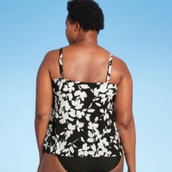 Women's UPF 50 V-Neck Angled Tiered Tankini Top - Aqua Green® 15 Women's UPF 50 V-Neck Angled Tiered Tankini Top - Aqua Green® -Avenue Clothing Shop GUEST 6c3ed547 8de8 4510 b37f c2f43e551b73