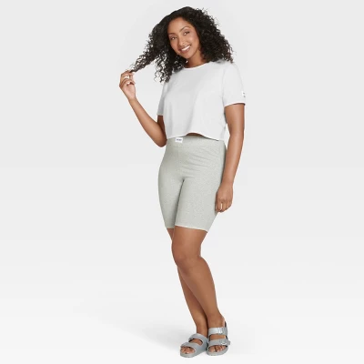 Jockey Generation™ Women's Organic Cotton Stretch Cropped T-Shirt - White 4 Jockey Generation™ Women's Organic Cotton Stretch Cropped T-Shirt - White - Image 2