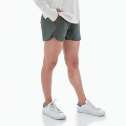 Aventura Clothing Women's Hollis Short -Avenue Clothing Shop GUEST dda8bb18 ad3f 4460 9fc1 95d62451784c